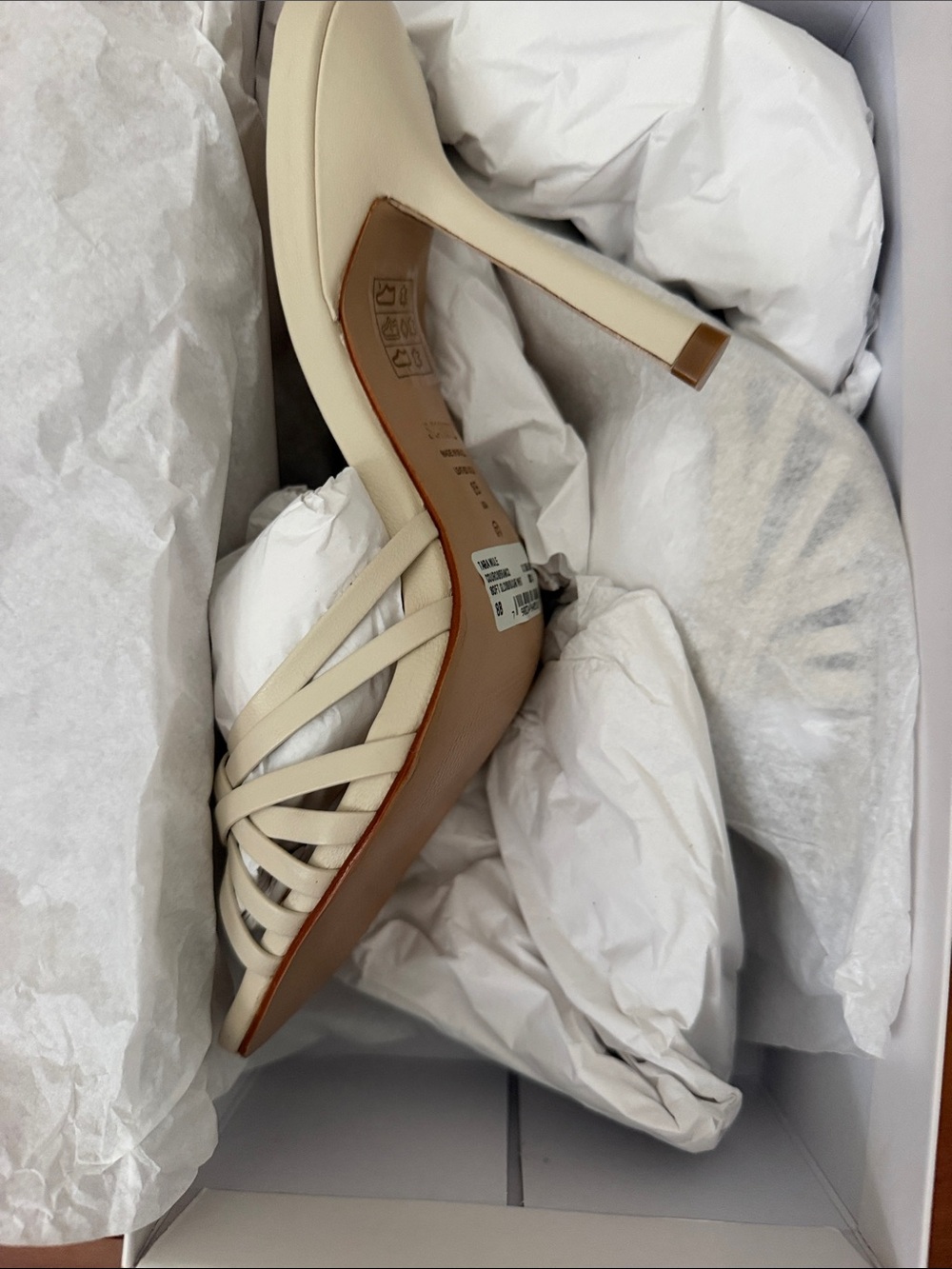 SCHULTZ TARA MULE LEATHER SANDAL SIZE 8 - Picture 3 of 4